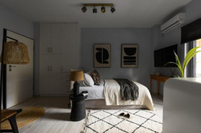Piraeus Gem - Netflix, Nespresso and Style